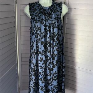 NWT TOMMY HILFIGER Floral Sleeveless LINED Blue and Black Dress.36”length 19”ptp